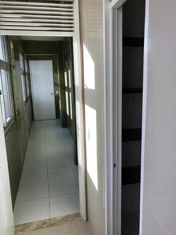 Apartamento à venda com 4 quartos, 1 suíte, 2 vagas e 205m² no Jaqueira, Recife (PE) — foto 9 de 13
