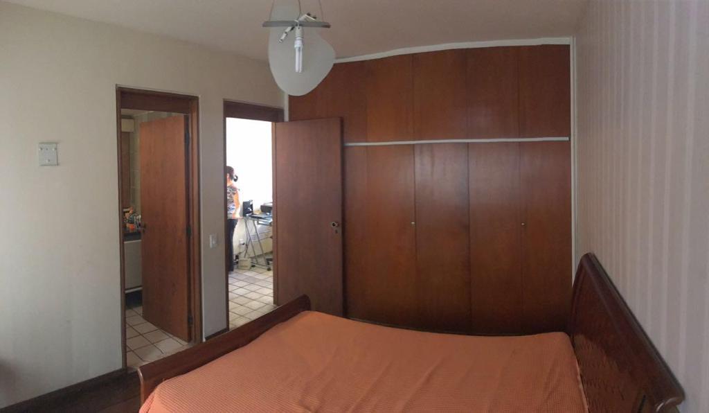 Apartamento à venda com 4 quartos, 3 suítes, 3 vagas e 350m² no Madalena, Recife (PE) — foto 9 de 11