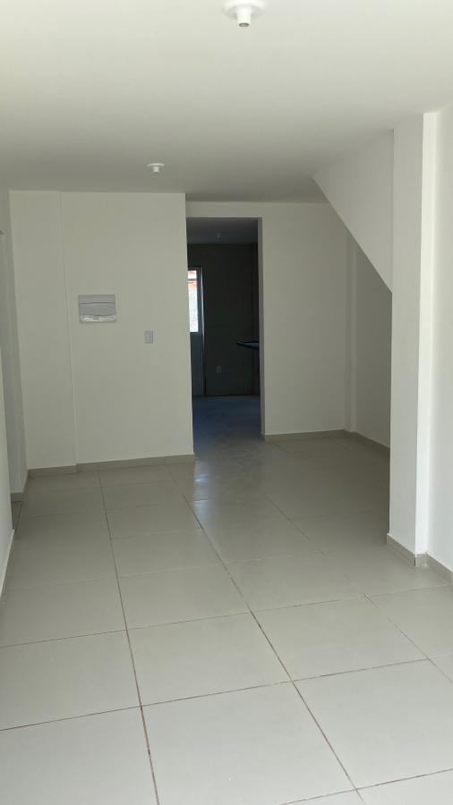 Casa à venda com 2 quartos, 1 suíte, 1 vaga e 55m² no Bonsucesso, Olinda (PE) — foto 4 de 11