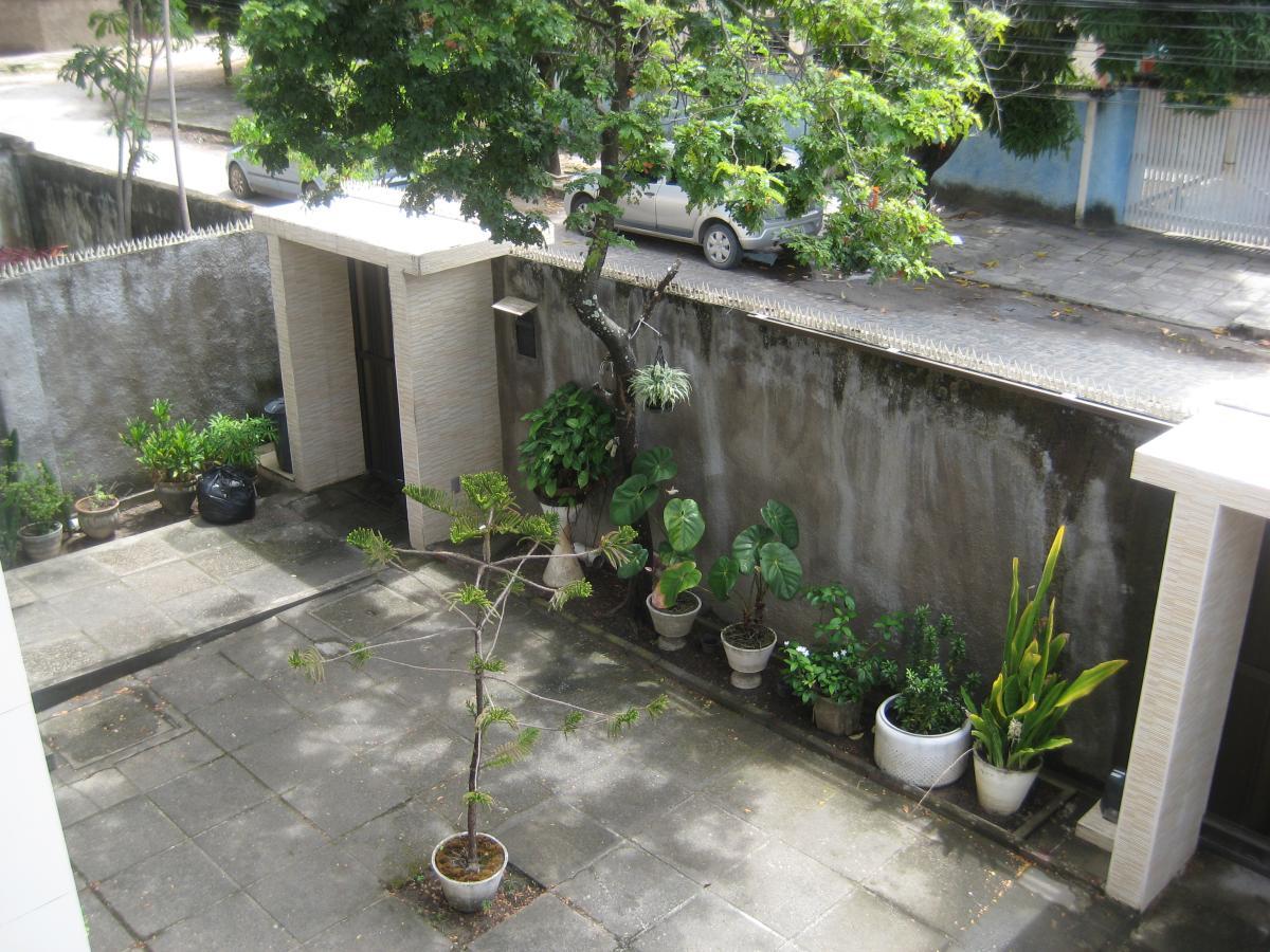 Casa para alugar com 4 quartos, 1 suíte, 4 vagas e 326m² no Casa Caiada, Olinda (PE) — foto 2 de 14