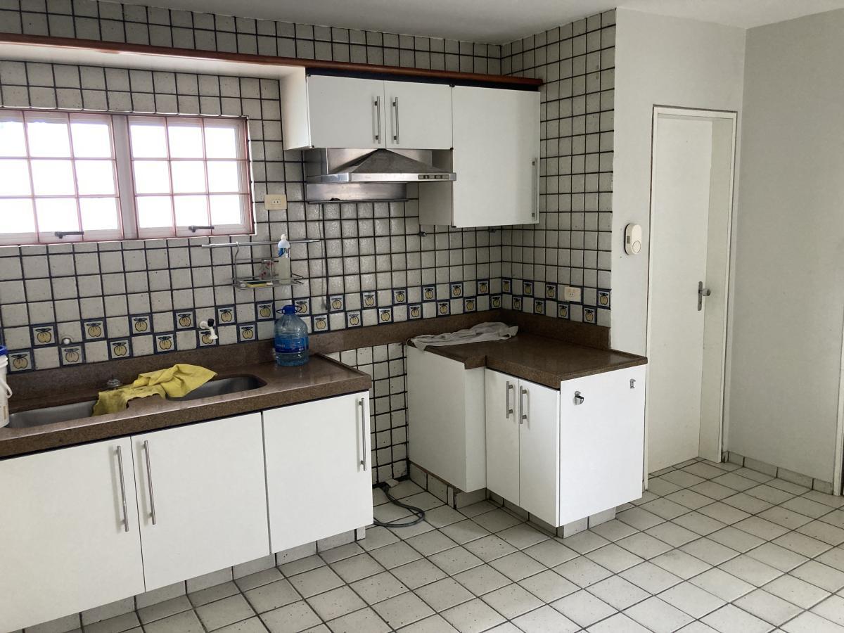 Casa à venda com 3 quartos, 1 suíte, 4 vagas e 250m² no Bairro Novo, Olinda (PE) — foto 11 de 26