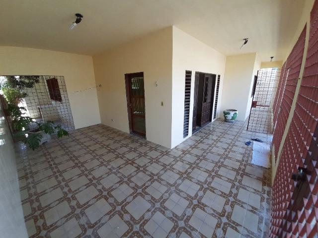 Casa à venda com 8 quartos, 5 suítes, 6 vagas e 300m² no Fragoso, Olinda (PE) — foto 5 de 18