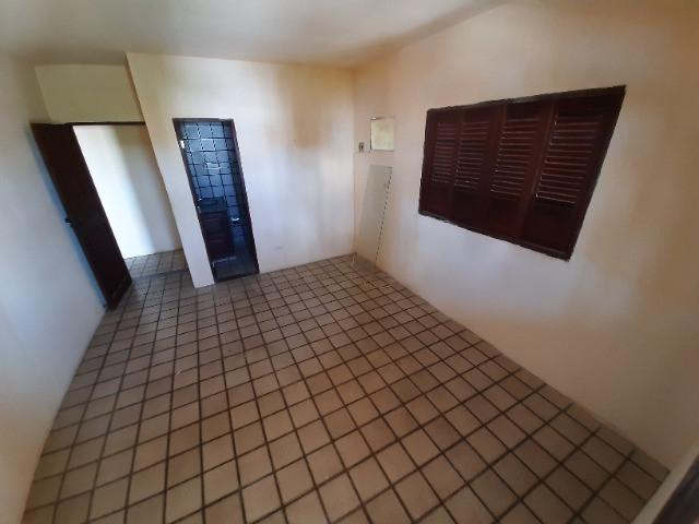 Casa à venda com 8 quartos, 5 suítes, 6 vagas e 300m² no Fragoso, Olinda (PE) — foto 16 de 18