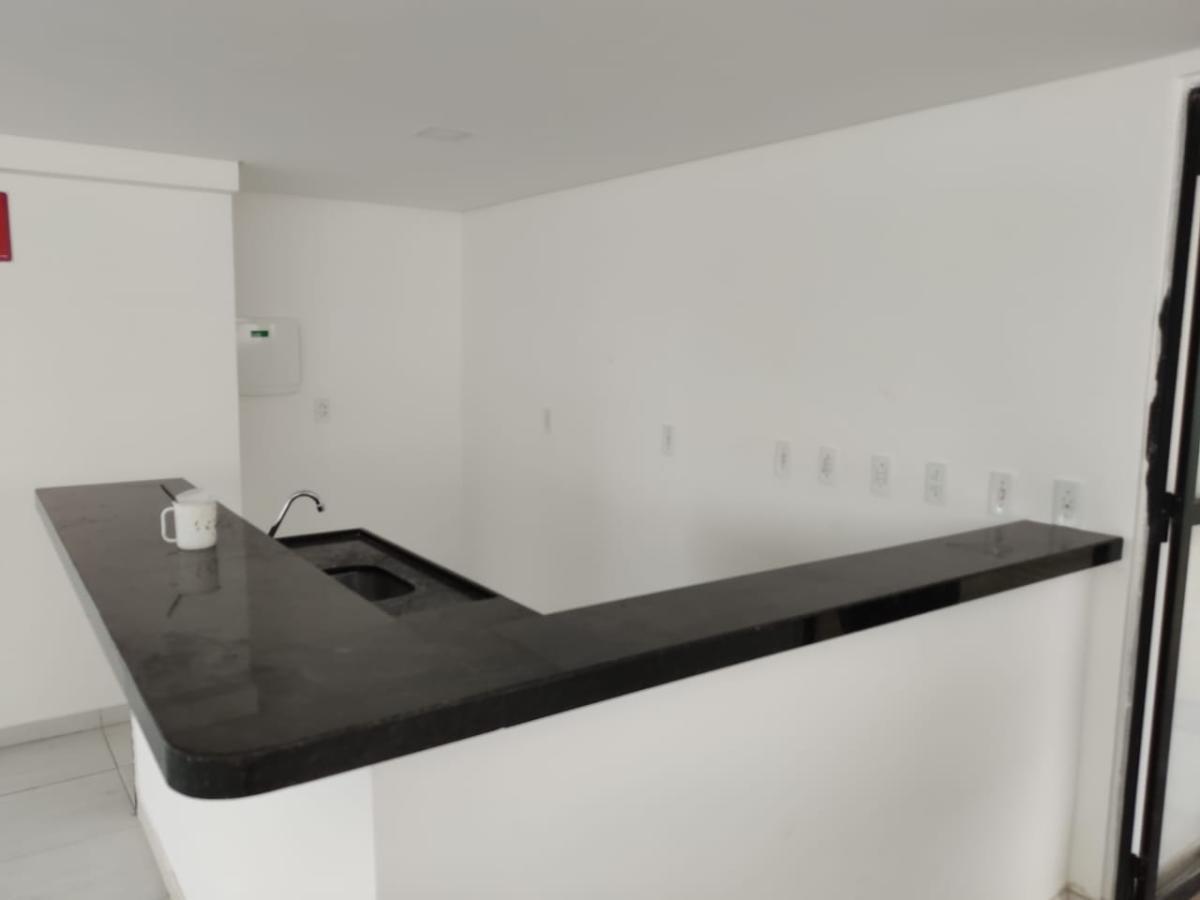 Apartamento à venda com 2 quartos, 1 suíte, 1 vaga e 50m² no Campo Grande, Recife (PE) — foto 9 de 10