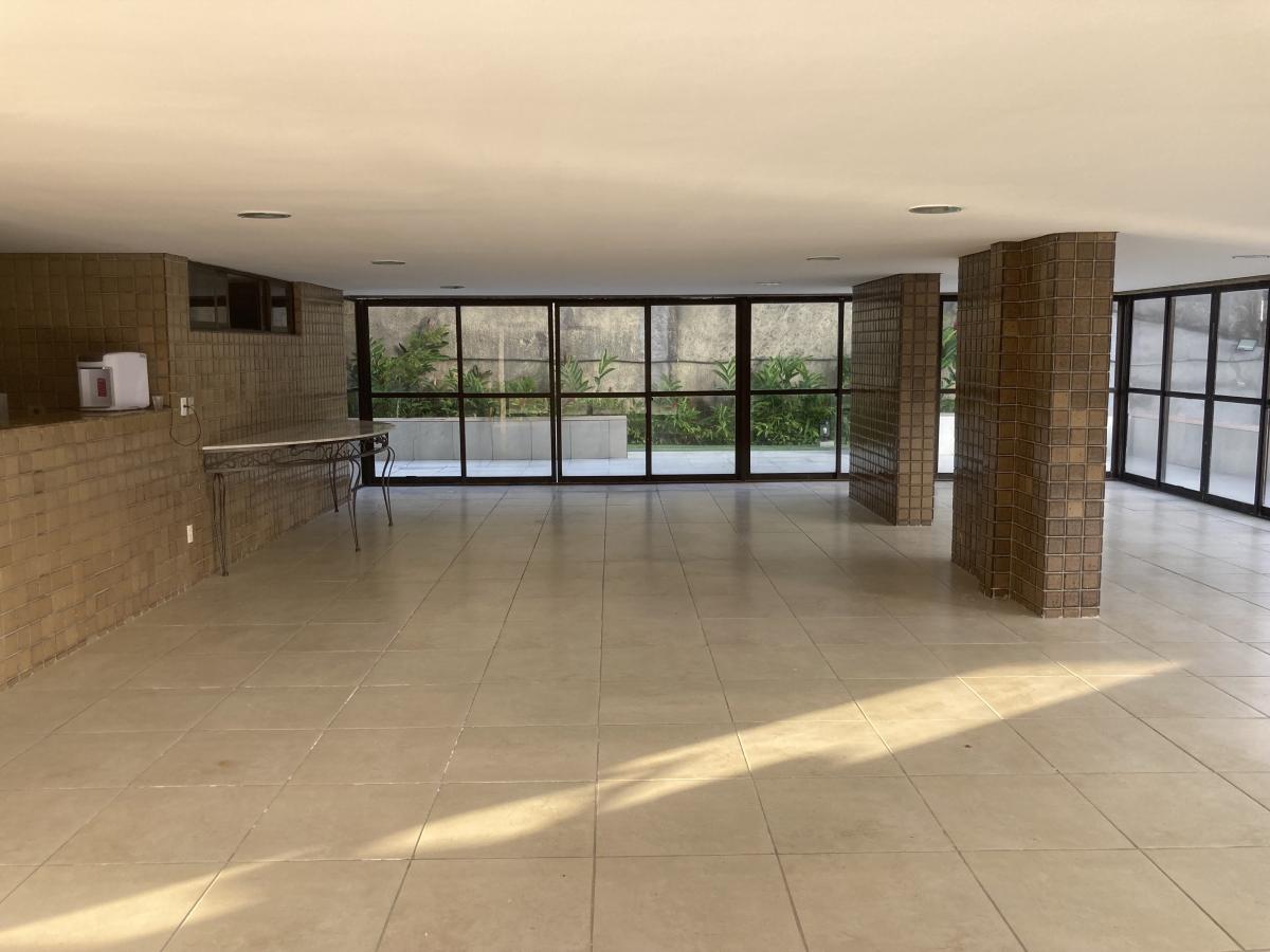 Apartamento à venda com 4 quartos, 3 suítes, 2 vagas e 320m² no Parnamirim, Recife (PE) — foto 3 de 28