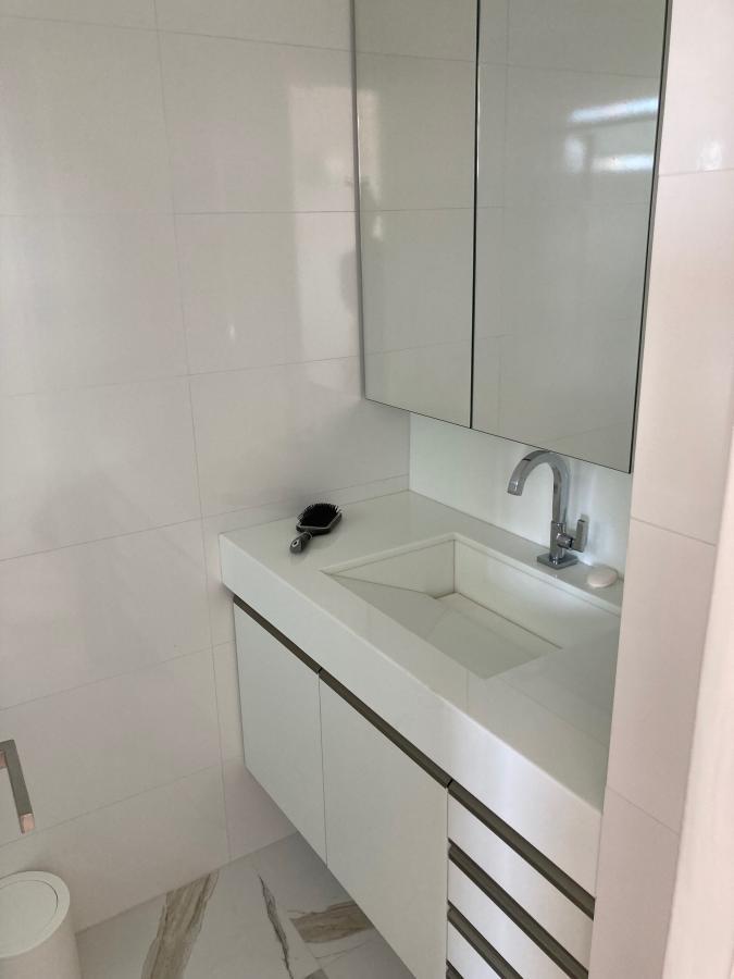 Apartamento à venda com 4 quartos, 3 suítes, 3 vagas e 218m² no Ilha do Retiro, Recife (PE) — foto 12 de 23
