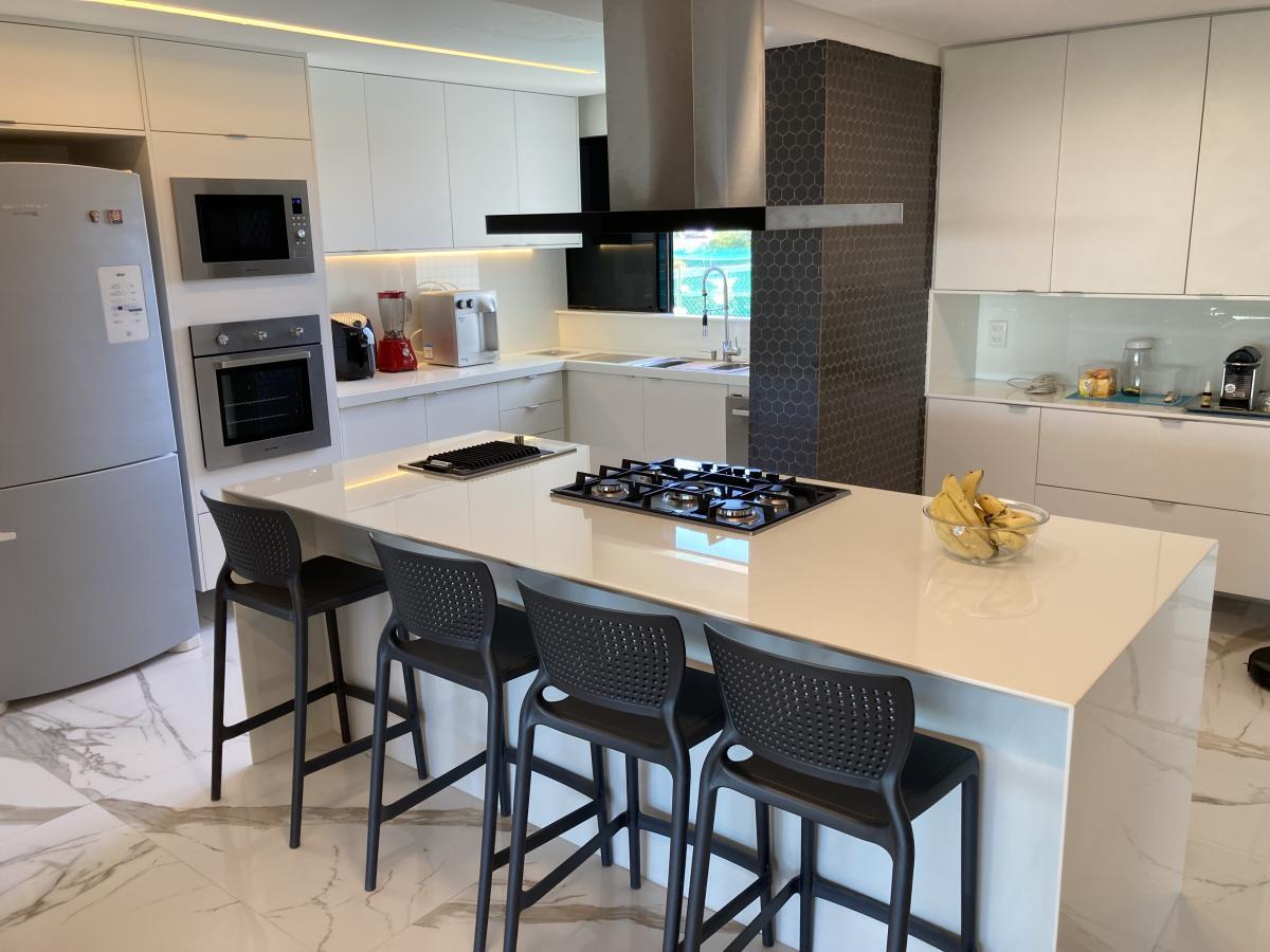 Apartamento à venda com 4 quartos, 3 suítes, 3 vagas e 218m² no Ilha do Retiro, Recife (PE) — foto 20 de 23