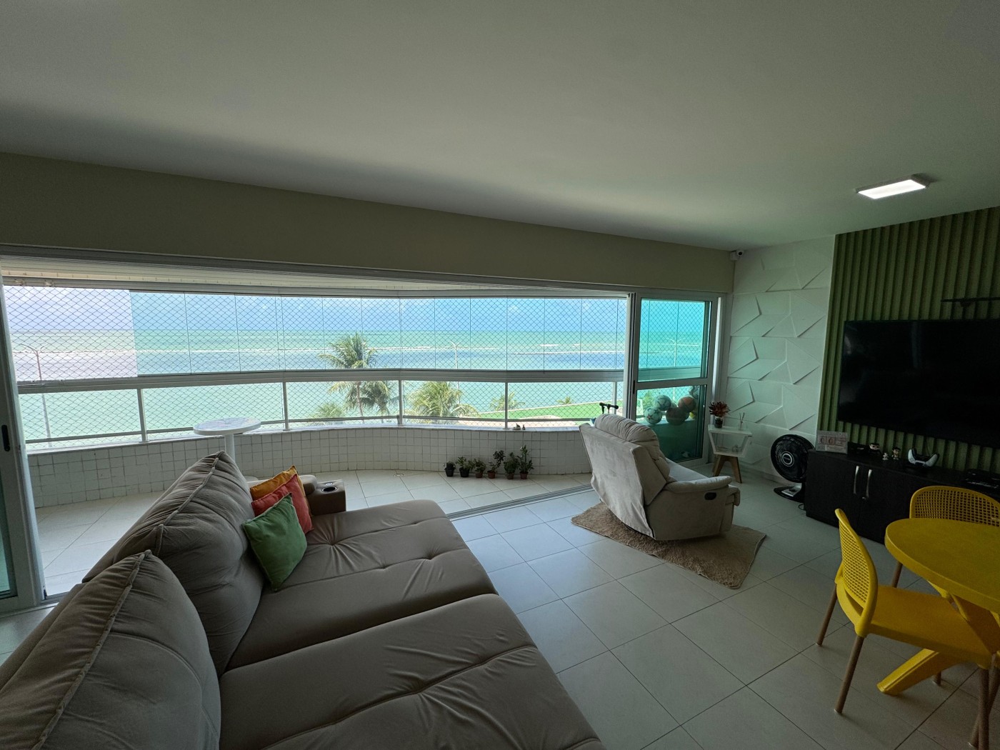 Apartamento à venda com 4 quartos, 3 suítes, 4 vagas e 159m² no Casa Caiada, Olinda (PE) — foto 2 de 25