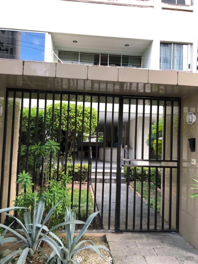 Apartamento à venda com 3 quartos, 1 suíte, 1 vaga e 125m² no Boa Viagem, Recife (PE) — foto 2 de 12